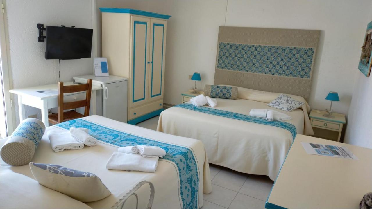 Hotel Canne Al Vento Santa Teresa Gallura Exteriör bild