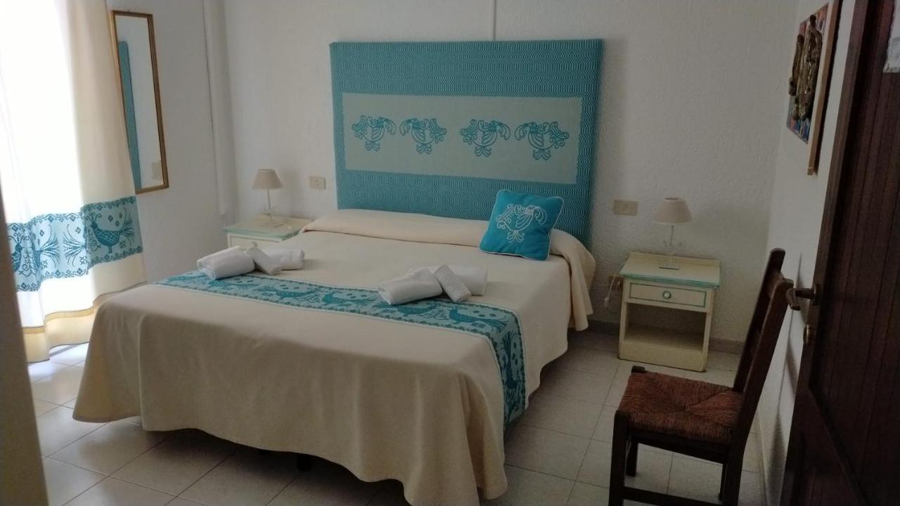 Hotel Canne Al Vento Santa Teresa Gallura Exteriör bild