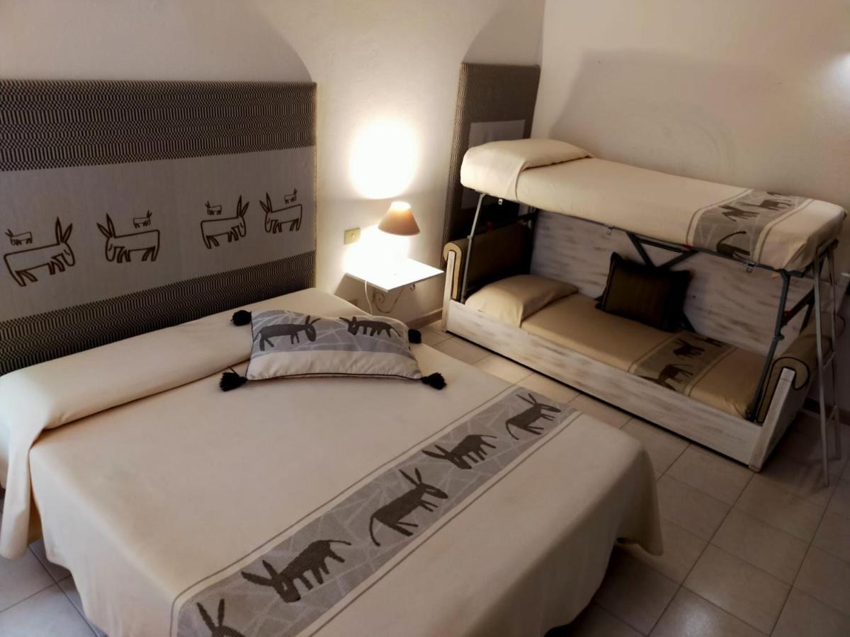 Hotel Canne Al Vento Santa Teresa Gallura Exteriör bild
