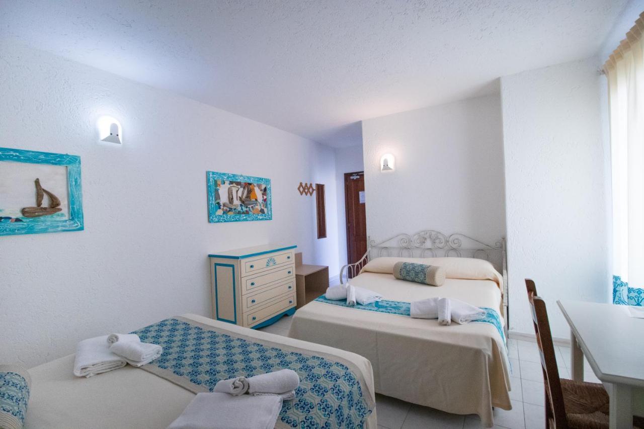 Hotel Canne Al Vento Santa Teresa Gallura Exteriör bild